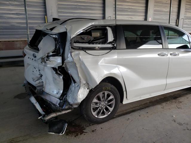 Photo 8 VIN: 5TDYRKEC1MS034264 - TOYOTA SIENNA XLE 