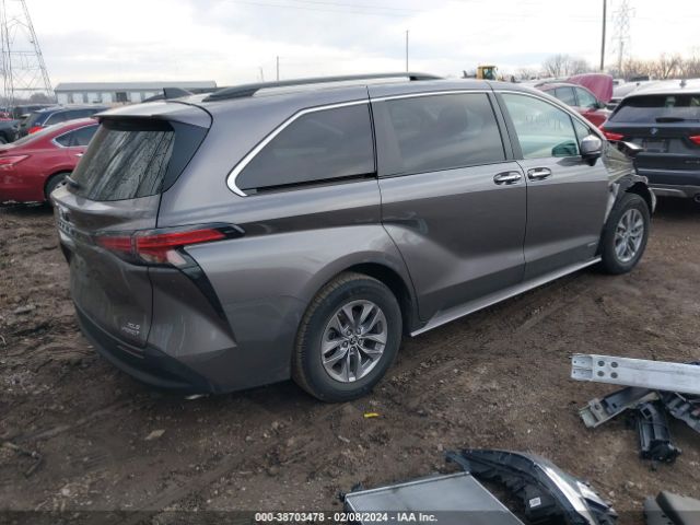 Photo 3 VIN: 5TDYRKEC1MS059942 - TOYOTA SIENNA 