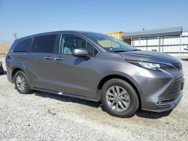 Photo 3 VIN: 5TDYRKEC1NS097138 - TOYOTA SIENNA 