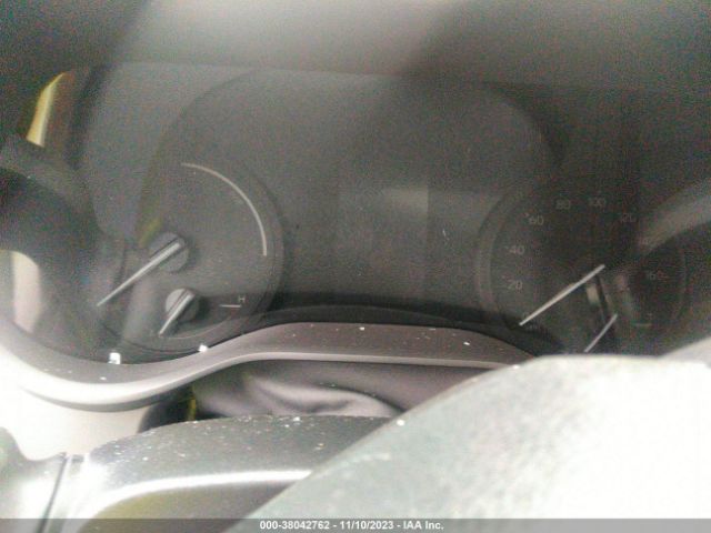 Photo 6 VIN: 5TDYRKEC1NS105027 - TOYOTA SIENNA 