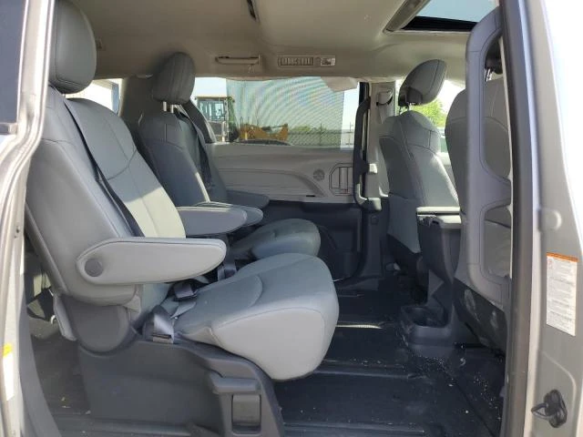 Photo 10 VIN: 5TDYRKEC1NS114973 - TOYOTA SIENNA XLE 