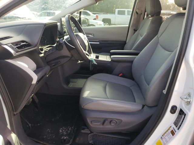 Photo 6 VIN: 5TDYRKEC2MS006635 - TOYOTA SIENNA XLE 