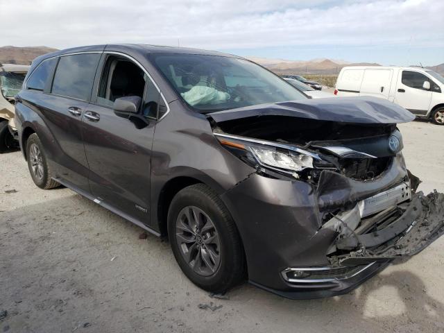 Photo 3 VIN: 5TDYRKEC2MS022687 - TOYOTA SIENNA XLE 