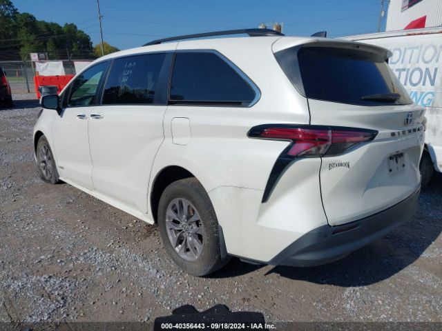 Photo 2 VIN: 5TDYRKEC2MS036704 - TOYOTA SIENNA 