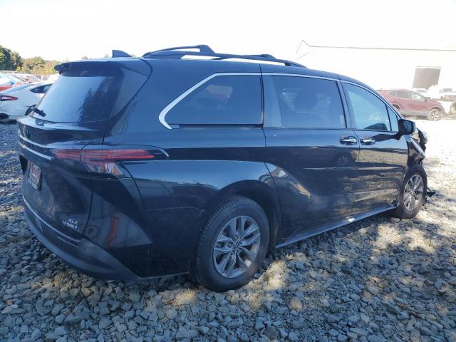 Photo 2 VIN: 5TDYRKEC2MS043023 - TOYOTA SIENNA XLE 