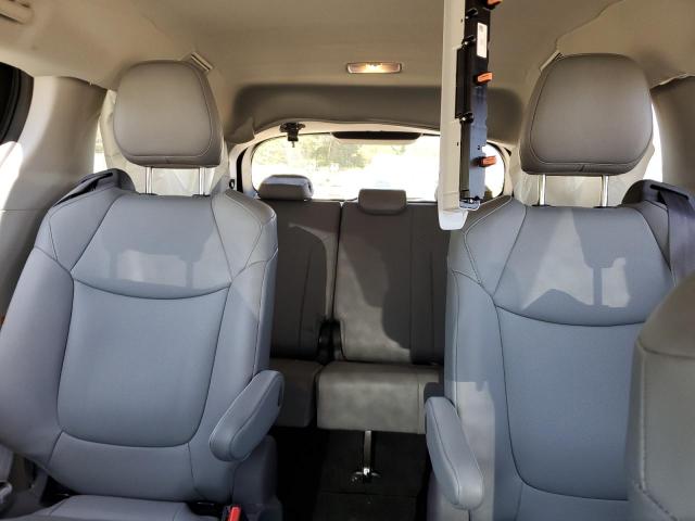 Photo 9 VIN: 5TDYRKEC2MS053325 - TOYOTA SIENNA XLE 