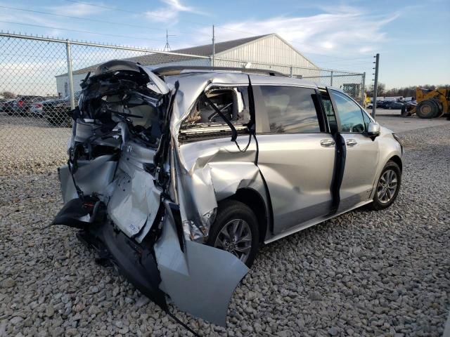 Photo 2 VIN: 5TDYRKEC2MS054748 - TOYOTA SIENNA XLE 