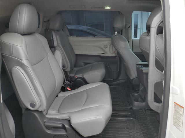 Photo 10 VIN: 5TDYRKEC2NS085483 - TOYOTA SIENNA XLE 