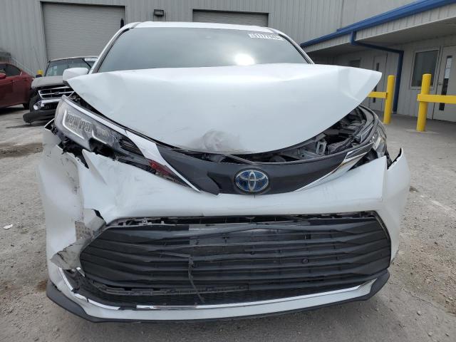 Photo 4 VIN: 5TDYRKEC2NS085483 - TOYOTA SIENNA XLE 