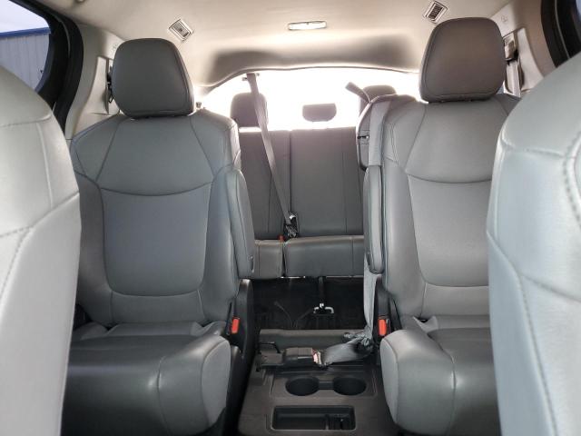 Photo 9 VIN: 5TDYRKEC2NS085483 - TOYOTA SIENNA XLE 