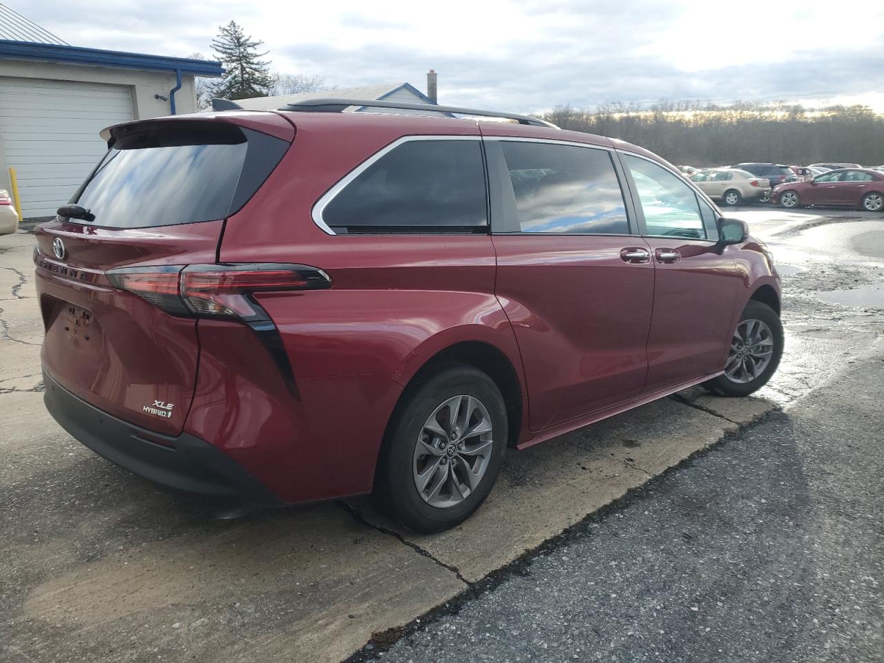 Photo 2 VIN: 5TDYRKEC2NS115954 - TOYOTA SIENNA 