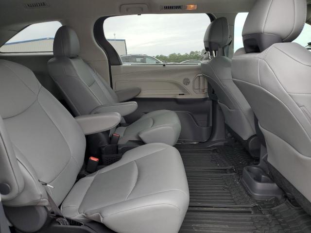 Photo 10 VIN: 5TDYRKEC2PS136810 - TOYOTA SIENNA XLE 