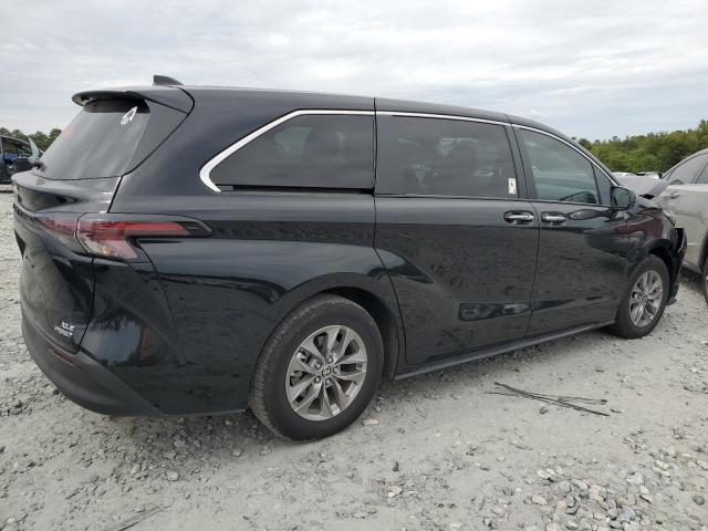 Photo 2 VIN: 5TDYRKEC2PS136810 - TOYOTA SIENNA XLE 