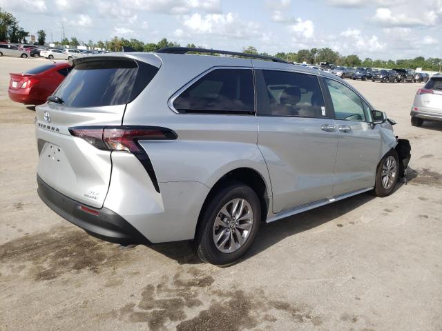 Photo 2 VIN: 5TDYRKEC2PS137178 - TOYOTA SIENNA XLE 