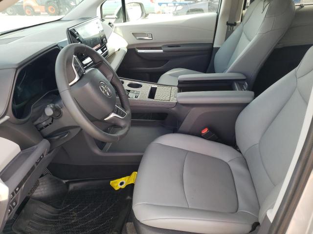 Photo 6 VIN: 5TDYRKEC2PS137178 - TOYOTA SIENNA XLE 