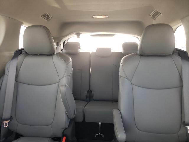 Photo 9 VIN: 5TDYRKEC2PS137178 - TOYOTA SIENNA XLE 