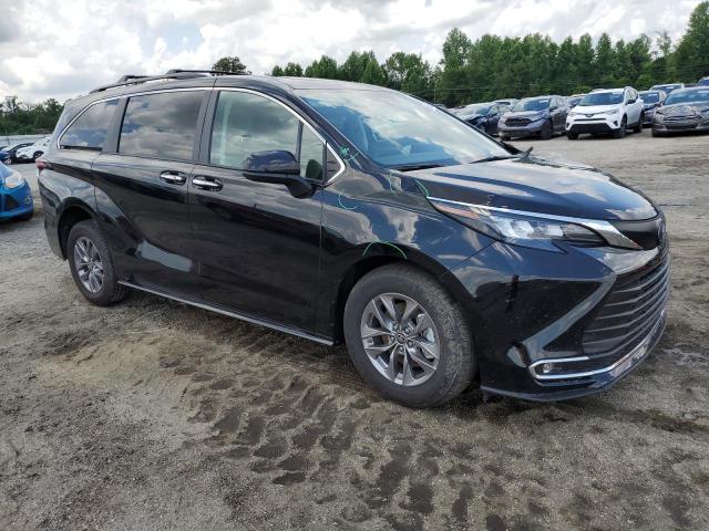 Photo 3 VIN: 5TDYRKEC2RS181166 - TOYOTA SIENNA XLE 