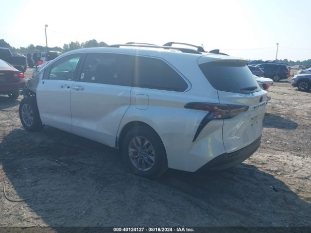 Photo 2 VIN: 5TDYRKEC2RS187596 - TOYOTA SIENNA 