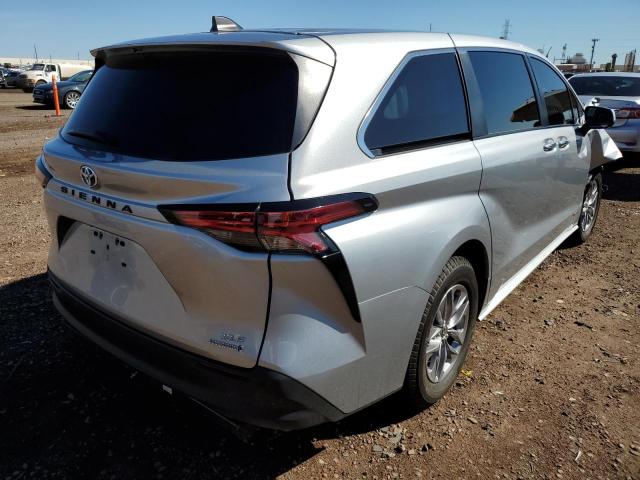 Photo 3 VIN: 5TDYRKEC3MS024447 - TOYOTA SIENNA XLE 