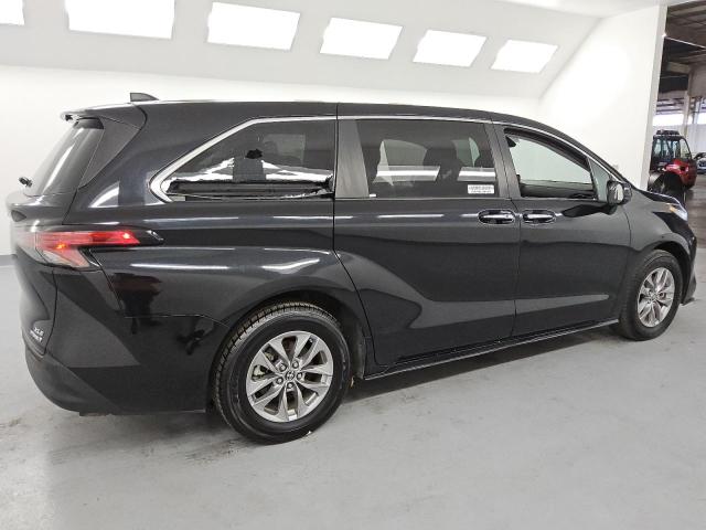 Photo 2 VIN: 5TDYRKEC3NS094113 - TOYOTA SIENNA XLE 