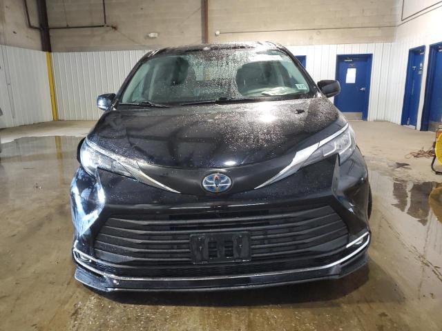 Photo 4 VIN: 5TDYRKEC3NS111265 - TOYOTA SIENNA XLE 