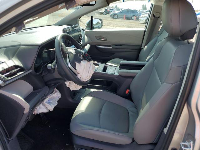 Photo 6 VIN: 5TDYRKEC3NS126994 - TOYOTA SIENNA XLE 