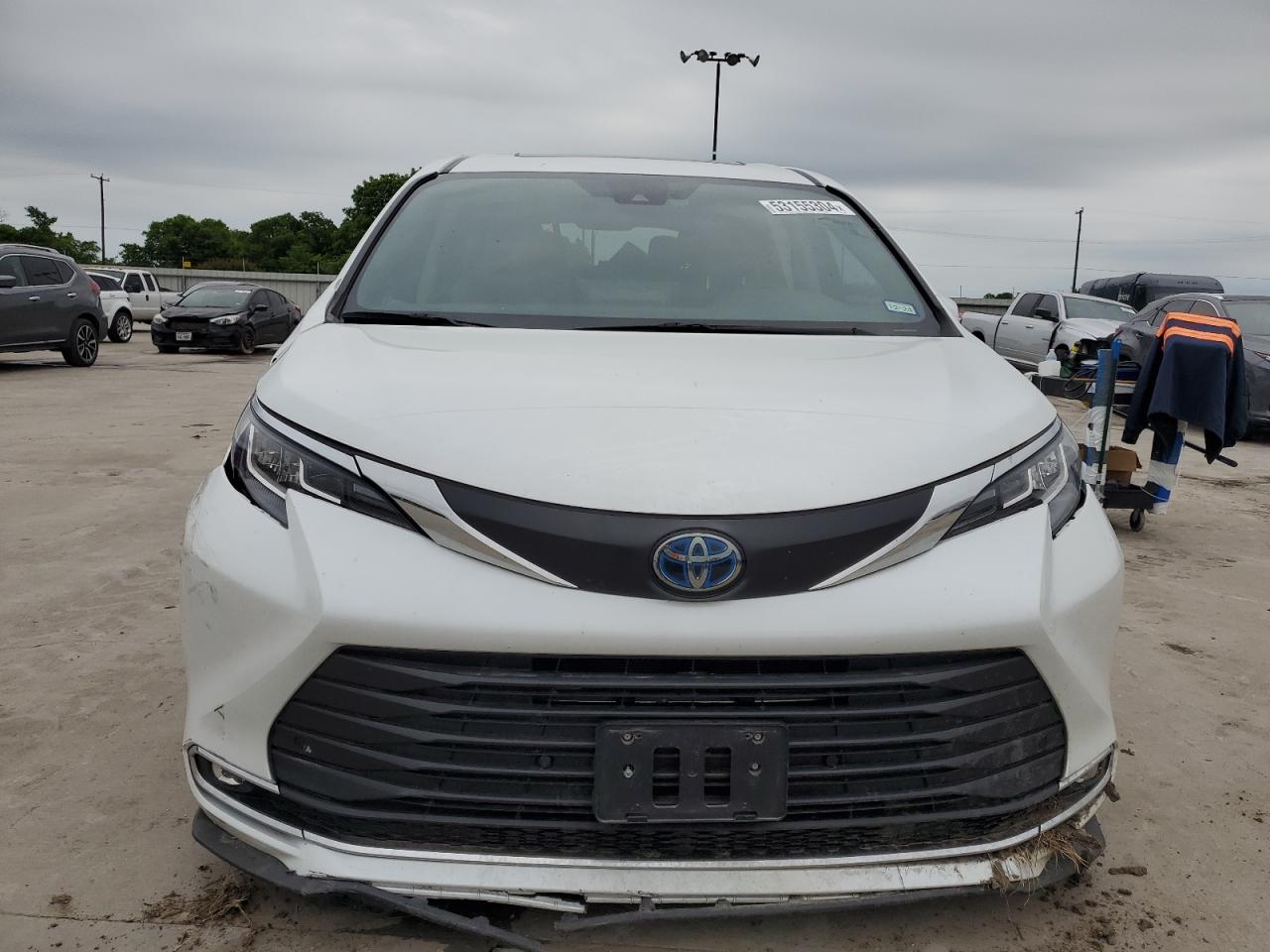 Photo 4 VIN: 5TDYRKEC3PS145998 - TOYOTA SIENNA 