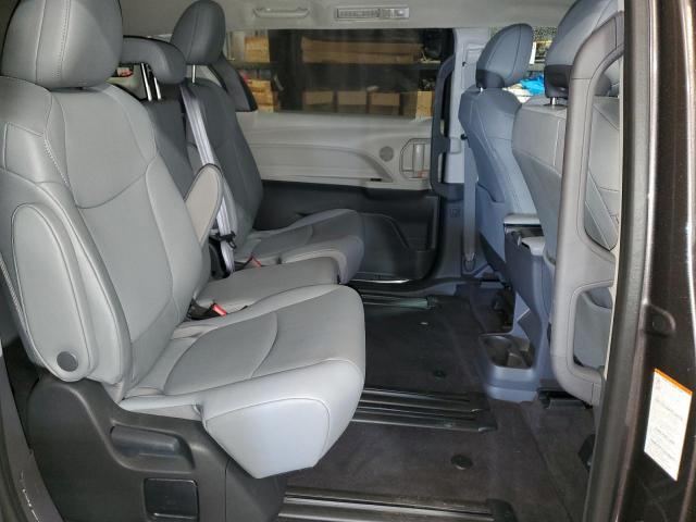 Photo 10 VIN: 5TDYRKEC3RS213946 - TOYOTA SIENNA XLE 