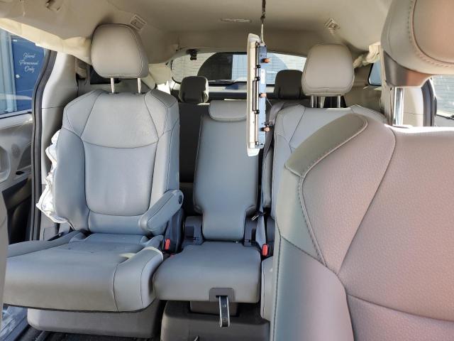 Photo 9 VIN: 5TDYRKEC4MS026921 - TOYOTA SIENNA XLE 