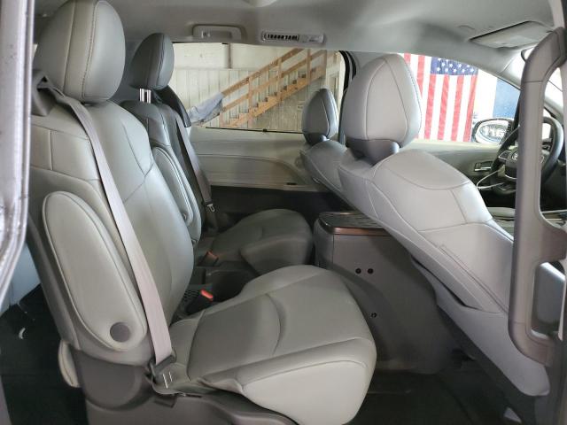 Photo 10 VIN: 5TDYRKEC4MS052998 - TOYOTA SIENNA XLE 