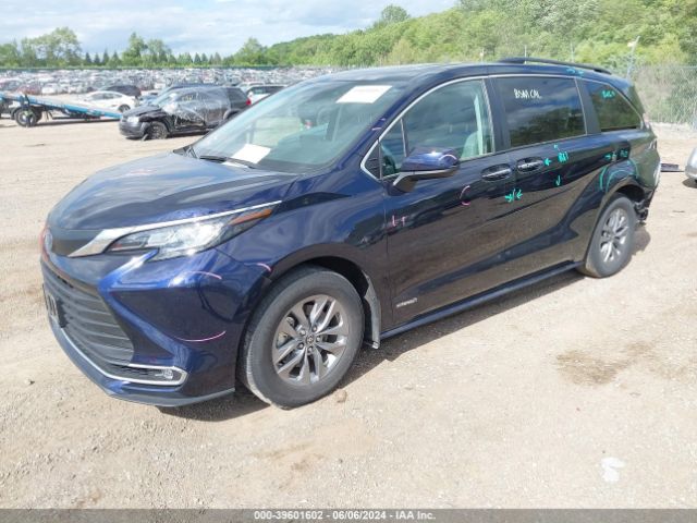 Photo 1 VIN: 5TDYRKEC4MS065976 - TOYOTA SIENNA 