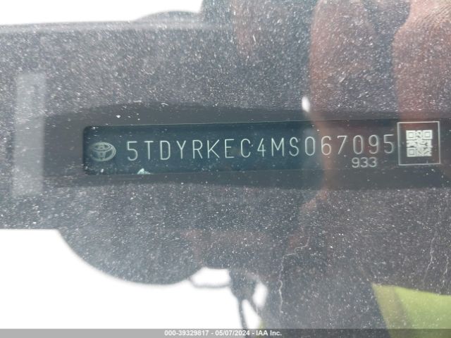 Photo 8 VIN: 5TDYRKEC4MS067095 - TOYOTA SIENNA 