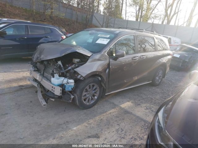 Photo 1 VIN: 5TDYRKEC4NS111288 - TOYOTA SIENNA 