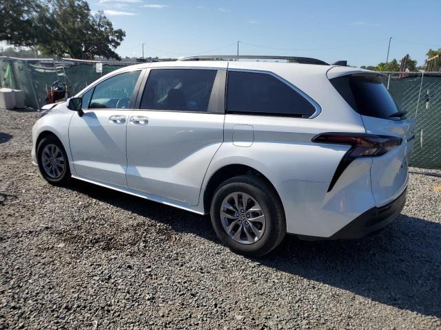 Photo 1 VIN: 5TDYRKEC4PS171705 - TOYOTA SIENNA XLE 