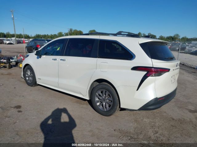 Photo 2 VIN: 5TDYRKEC5MS062763 - TOYOTA SIENNA 