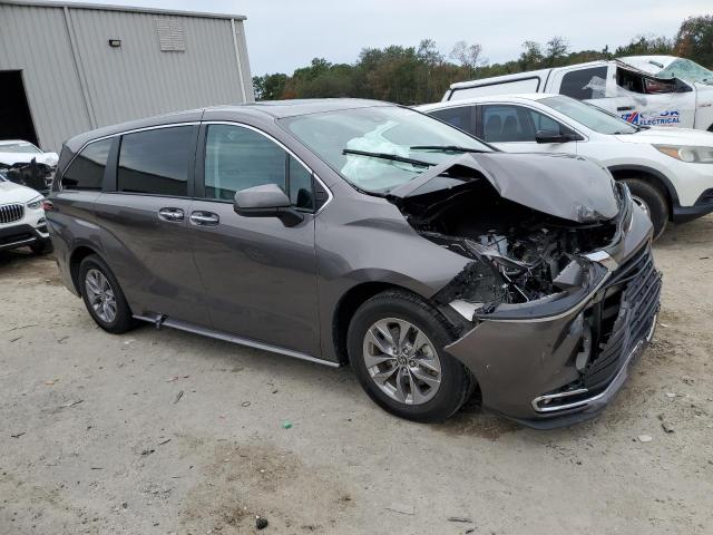 Photo 3 VIN: 5TDYRKEC5NS127239 - TOYOTA SIENNA XLE 