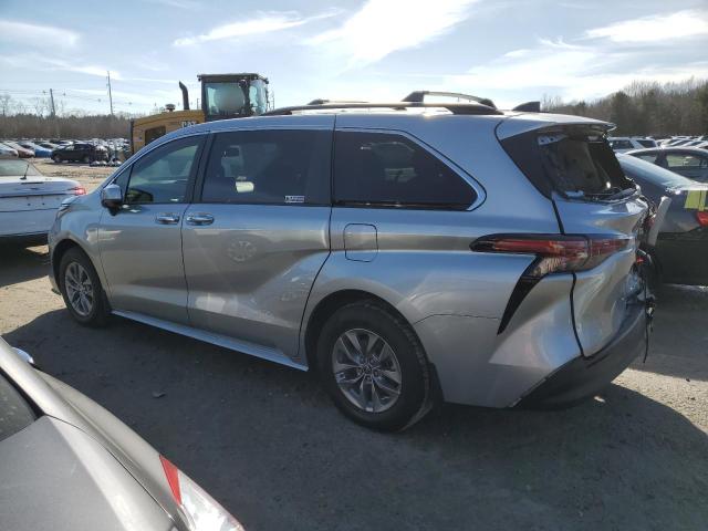 Photo 1 VIN: 5TDYRKEC5NS130237 - TOYOTA SIENNA XLE 