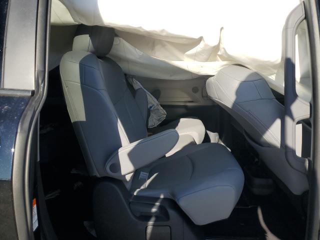 Photo 10 VIN: 5TDYRKEC5PS162303 - TOYOTA SIENNA XLE 