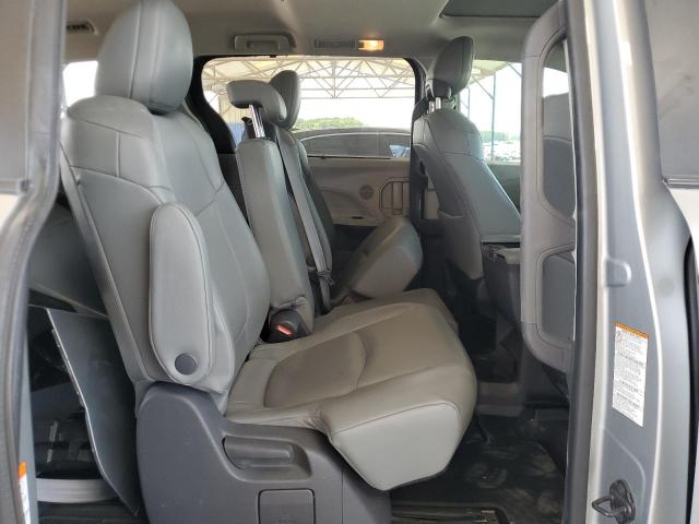 Photo 10 VIN: 5TDYRKEC6MS006170 - TOYOTA SIENNA XLE 