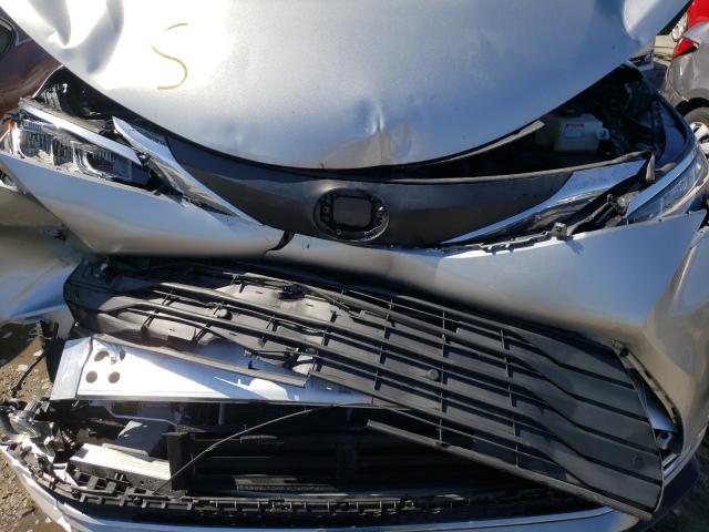 Photo 6 VIN: 5TDYRKEC6MS013328 - TOYOTA SIENNA XLE 