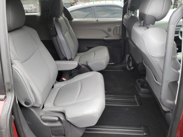 Photo 10 VIN: 5TDYRKEC6MS018190 - TOYOTA SIENNA XLE 