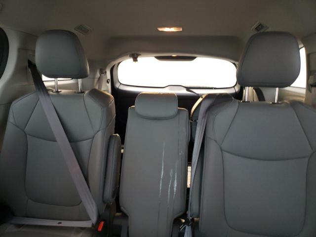 Photo 9 VIN: 5TDYRKEC6MS069558 - TOYOTA SIENNA XLE 