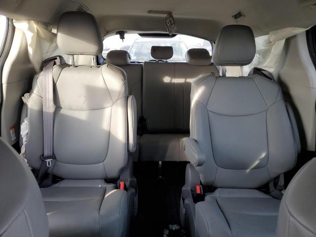 Photo 9 VIN: 5TDYRKEC6MS073139 - TOYOTA SIENNA 