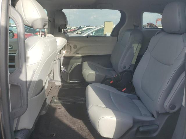 Photo 10 VIN: 5TDYRKEC6RS187875 - TOYOTA SIENNA XLE 