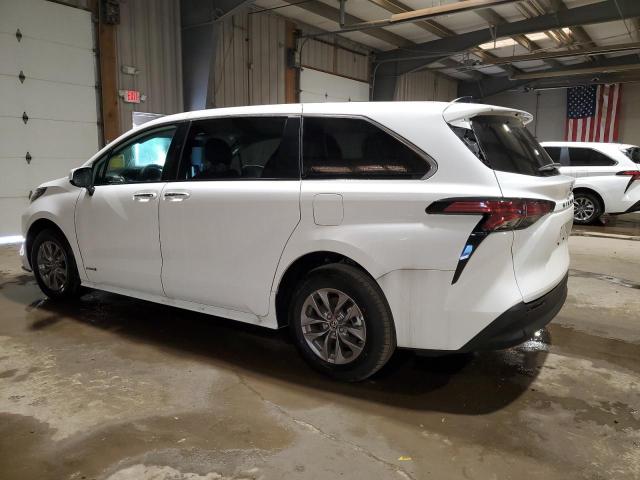 Photo 1 VIN: 5TDYRKEC7MS053661 - TOYOTA SIENNA XLE 