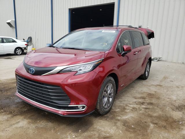 Photo 1 VIN: 5TDYRKEC7MS056012 - TOYOTA SIENNA XLE 