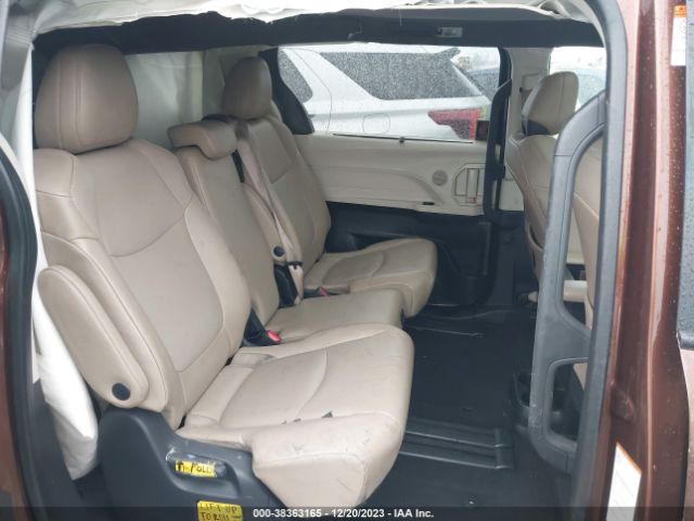 Photo 7 VIN: 5TDYRKEC7MS072100 - TOYOTA SIENNA 