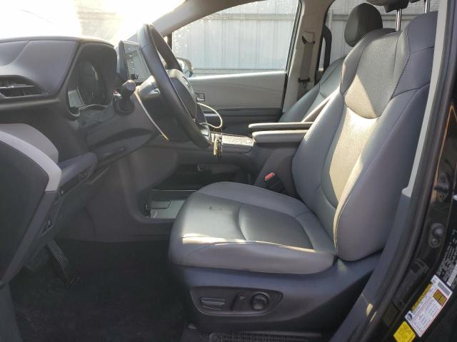 Photo 6 VIN: 5TDYRKEC7NS110037 - TOYOTA SIENNA XLE 