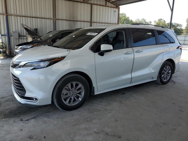 Photo 0 VIN: 5TDYRKEC7NS110720 - TOYOTA SIENNA XLE 