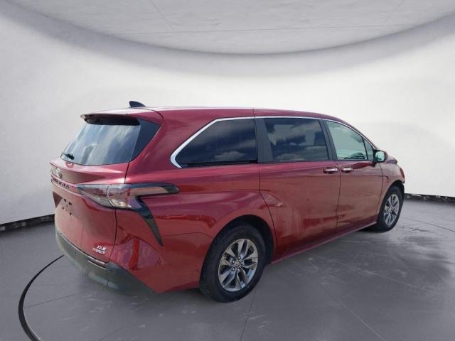 Photo 2 VIN: 5TDYRKEC7PS139217 - TOYOTA SIENNA XLE 